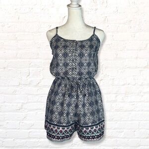 🎁 3 for $30 Poetry Navy Blue Floral Geometric Ikat Short Romper Size Small